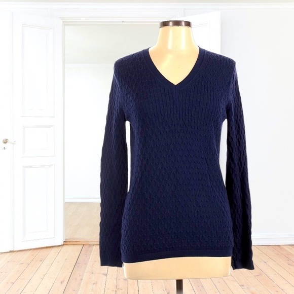 ⭐️ Tommy Hilfiger Sweater - Picture 1 of 5